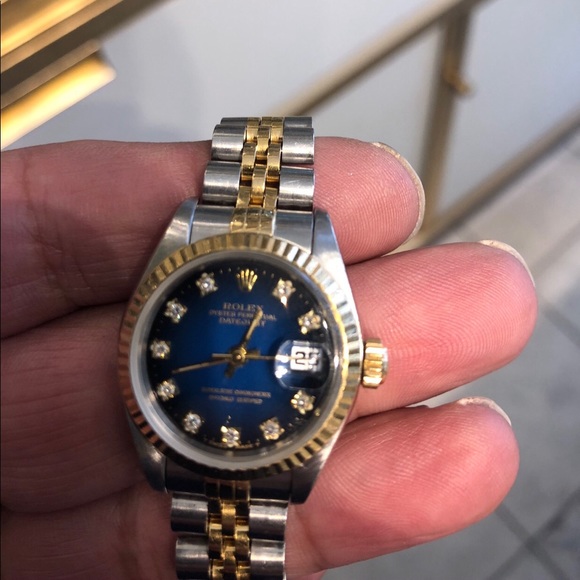 Womens 2 toned Rolex - Picture 2 of 8